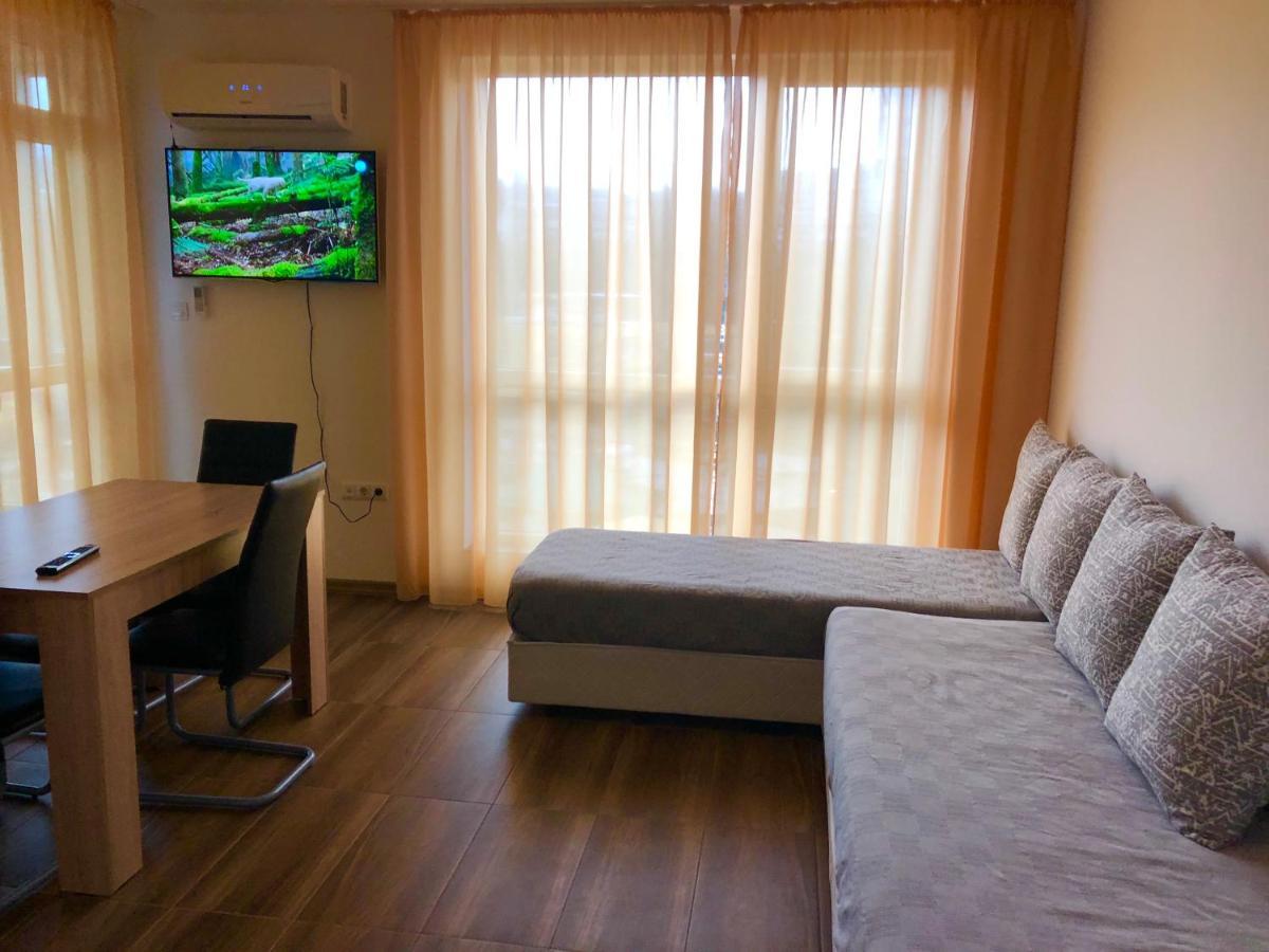 Grand Saharov Apartment Varna Exterior photo